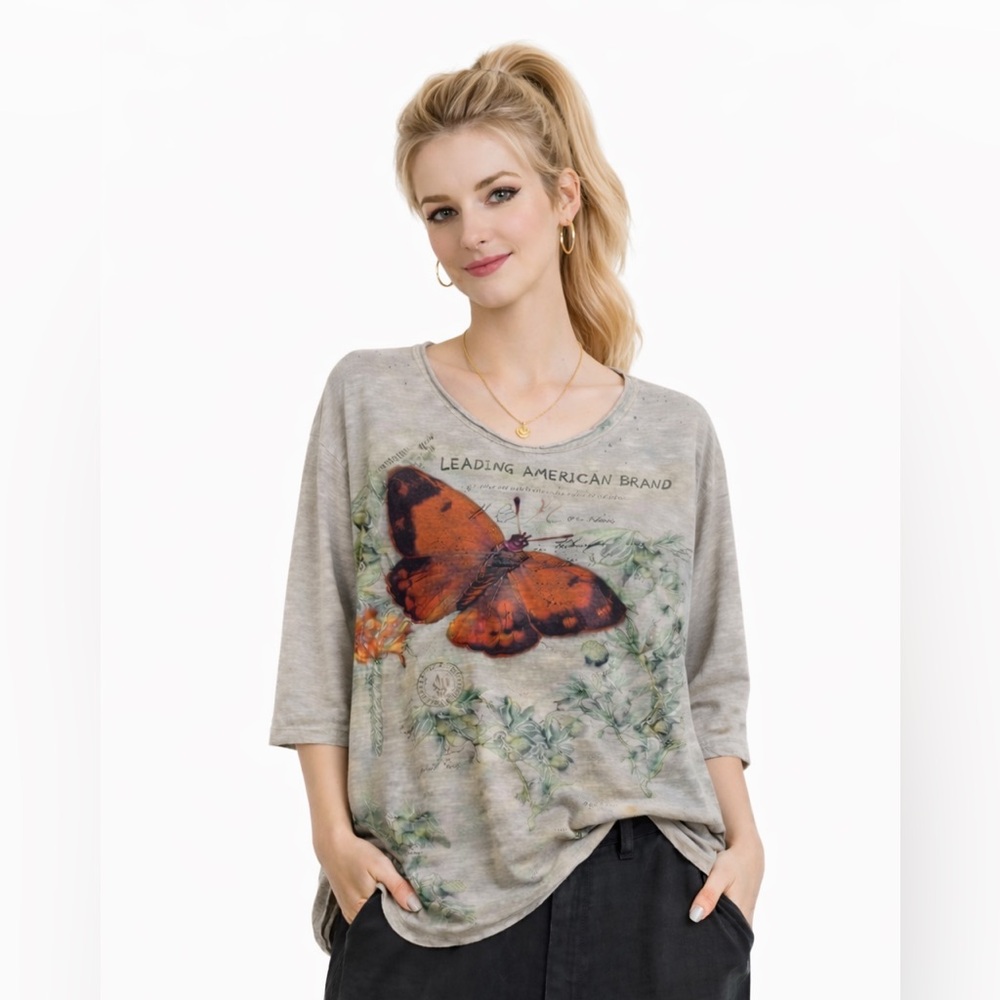 NWT Paper Lace Butterfly Print Tee OSFM